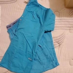 Uniform Advantage Butter Soft Scrub Set